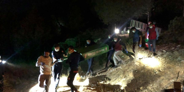 3-yil-once-oglunu-kaybetmisti--agaca-asili-halde-bulundu-1729254040