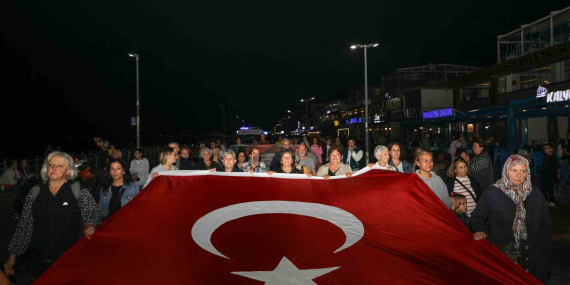 baris-ve-ozgurlugun-sesi-mudanyadan-yukseliyor-M2XC66wP.jpg
