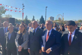 mansur-yavas-soyleyemeyenlere-inat-ne-mutlu-turkum-diyene-Tbgqg1uH.jpg