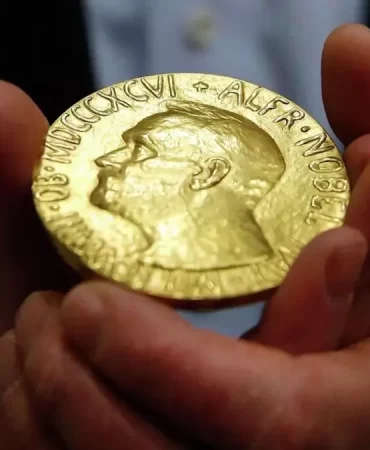 nobel-baris-odulunun-sahibi-belli-oldu-gaYd8xiO.jpg