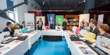 34894_MTY3M2M3MW_5-min