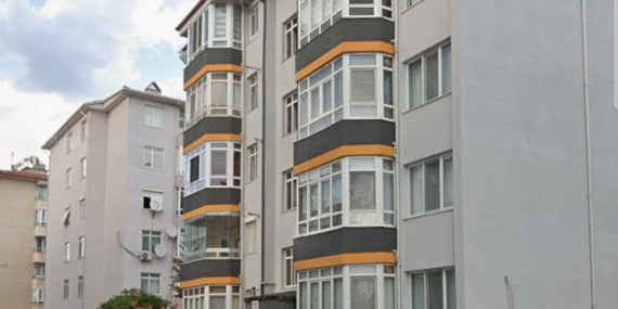 5-kattan-dusen-2-yasindaki-cocuk-hayatini-kaybetti-6jzXB6mA.jpg