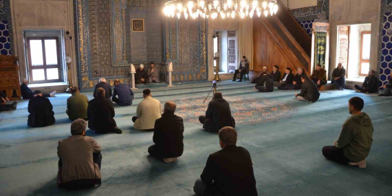 bursada-organ-bagiscilari-icin-mevlit-okutuldu-dua-edildi-nL1sW7Th.jpg