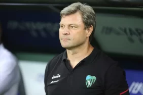 kocaelisporda-teknik-direktor-ertugrul-saglam-istifa-etti-AqevzMk6.jpg