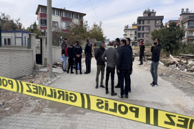 mersinde-korkun-olay-once-esini-sonra-da-oglunu-oldurup-intihar-girisiminde-bulundu-Xyn9kjzA.jpeg