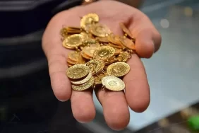 altin-fiyatlari-yeni-rekor-arayisinda-iTKw1Drd.jpg