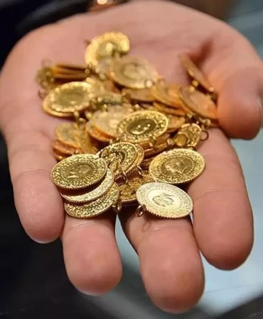 altin-fiyatlari-yeni-rekor-arayisinda-iTKw1Drd.jpg