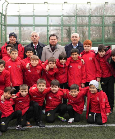 baskan-aydindan-hudavendigar-dikkaldirim-osmangazi-skya-ziyaret-yjKl7bJf.jpg