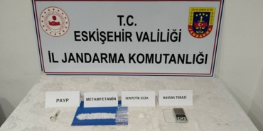 bursadan-eskisehire-uyusturucu-madde-getiren-sahsi-jandarma-yakaladi-RHC7sLrz.jpg