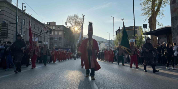 bursada-fetih-coskusu-VwkPUeqf.jpg