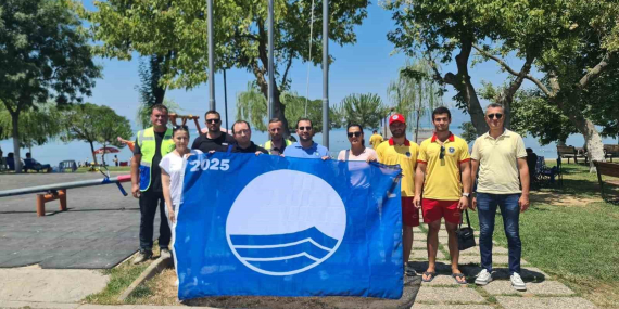 bursa-sahillerinde-mavi-bayrak-dalgalaniyor-KLItcgF3.jpg