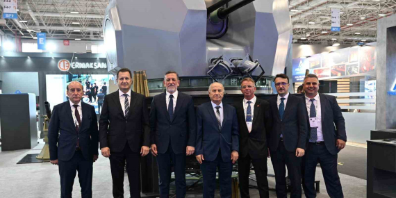 bursali-firmalar-idef-2025te-yerli-ve-milli-gucle-sahnedeydi-WXpphwaM.jpg