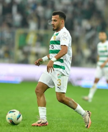 bursasporda-furkan-ozyapi-ve-abdullah-tazgel-ile-yollar-ayrildi-MyAi8v8n.jpg
