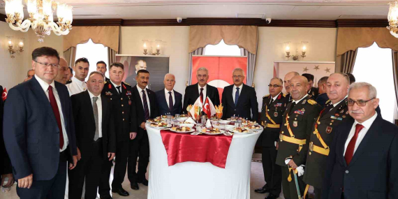 baskan-bozbey-bu-coskuya-tum-bursalilari-davet-ediyorum-SPQxcUcU.jpg