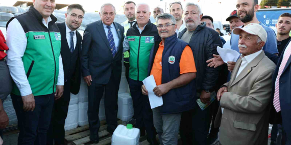 bursa-buyuksehirin-sivi-gubresi-ciftciden-tam-not-aldi-4DGf9wkW.jpg