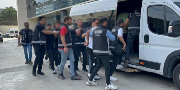 bursa-merkezli-6-ilde-suc-orgutune-yonelik-operasyon-9-tutuklama-rIfnbcxD.jpg