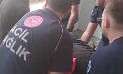 bursada-asansorde-korkulu-anlar-1-yarali-vUWgjrTu.jpg