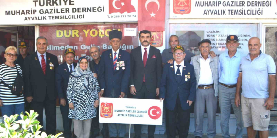 ayvalikta-cumhuriyet-bassavcisi-acemoglu-gazileri-unutmadi-k7fe4sCc.jpg