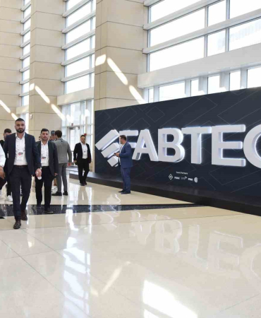 chicagoda-bursa-ruzg-ri-ur-ge-firmalari-ihracat-icin-fabtech-2025te-mYAW5ZDT.jpg