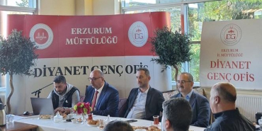 manevi-danismanlar-bir-araya-geldi-HLq5CMAl.jpg