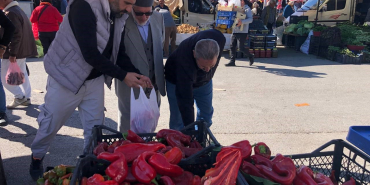 pazarlarda-salcalik-biber-hareketliligi-I3kS7ODI.jpg
