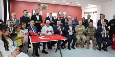 pence-kilit-sehidi-vedat-zorbanin-hatirasi-kutuphanede-olumsuzlesti-iJYLNyEe.jpg