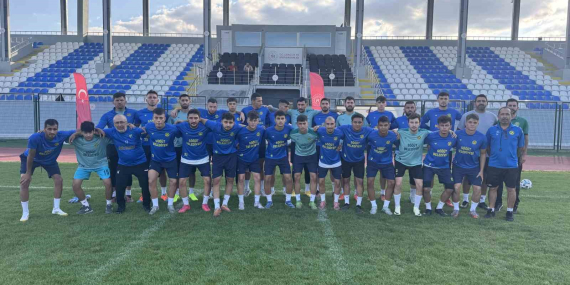 sogutspor-zorlu-bursaspor-maci-oncesi-hazirliklarini-tamamladi-dShcn491.jpg