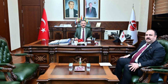 baskan-hamamci-vali-aksoya-projeler-hakkinda-bilgi-verdi-FcWAAfSa.jpg