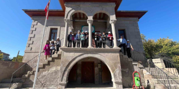 buyuksehirden-agirnas-k-sifleri-projesi-ile-ogrencilere-kulturel-miras-yolculugu-ACEHOIyR.jpg