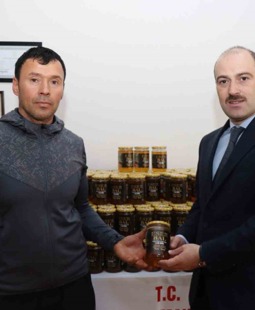 erzurumlu-bal-ureticisinden-ornek-davranis-Teybx1eD.jpg