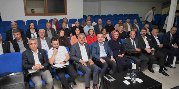 esenyurt-belediyesinden-muhtarlara-ozel-egitim-muhtarlar-mektebi-basladi-yk2s2tcE.jpg