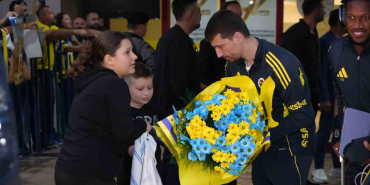 fenerbahceye-samsunda-coskulu-karsilama-3PKQYnAW.jpg