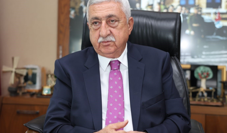 tesk-baskani-palandoken-turk-kuaforleri-dunya-sahnesinde-bayragimizi-dalgalandirdi-XCrcJO6C.jpg