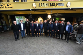 ak-parti-bursa-il-baskani-davut-gurkan-carsi-esnafiyla-bir-araya-geldi-MtmiApHJ.jpg