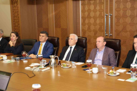 bursa-buyuksehir-belediye-baskani-bozbey-su-tuketen-sanayi-tartisilmali-37KI4S37.jpg