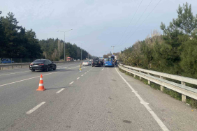 bursa-mudanya-yolunda-bisikletli-kazasi-1-kisi-yaralandi-bZCfsSXh.jpg