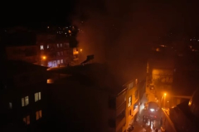 bursada-apartmanin-deposunda-cikan-yangin-panige-neden-oldu-1-kisi-hastaneye-kaldirildi-vKt4uHW2.jpg