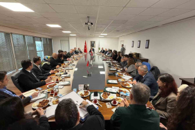osmangazi-belediyesinde-yil-sonu-degerlendirme-toplantisi-gerceklestirildi-rOqqiDvZ.jpg