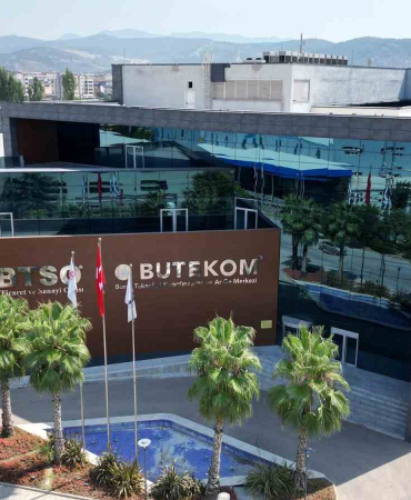 bursada-butekom-uretimin-gelecegine-yon-veriyor-Q7xFV5M4.jpg