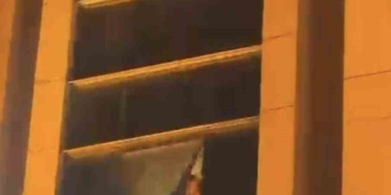 bursada-otel-yangini-mahsur-kalanlar-var-b6ESKfzA.jpg