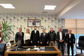 bursaspor-mudanyada-ogrencilerle-bulustu-K59FGlse.jpg