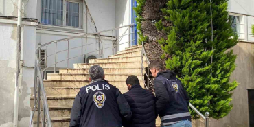 bursada-bag-evinden-hirsizlik-yapan-supheli-yakalandi-Hj425BOc.jpg
