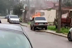 bursada-park-halindeki-otomobil-alevlere-teslim-oldu-etjVM7JD.jpg