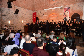 osmangazi-belediyesinden-turkulerle-dolu-unutulmaz-konser-3gHFagWX.jpg